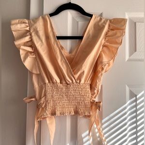 Cropped frilly bow shirt